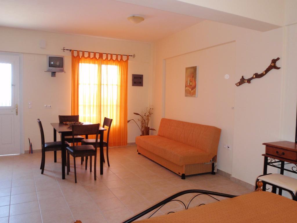 Afroksilia Apartment Katouna Bagian luar foto