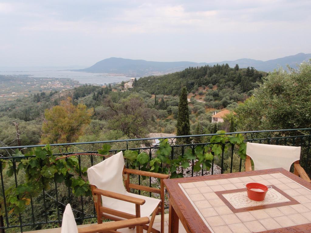 Afroksilia Apartment Katouna Bagian luar foto