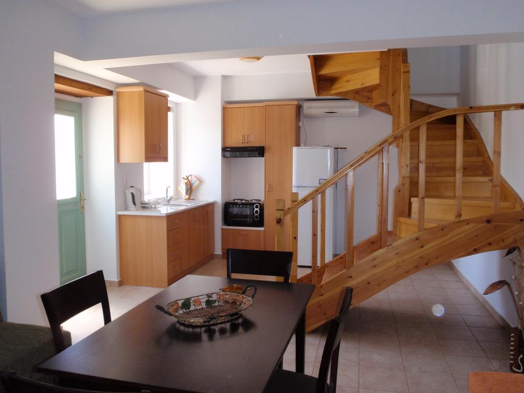 Afroksilia Apartment Katouna Bagian luar foto